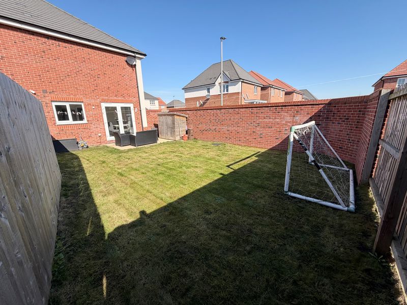 Cuddington Grove Rossmore